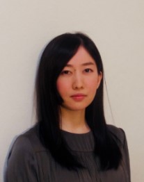 石山あゆみ
